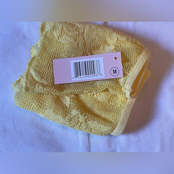 SATORI INTIMATES SET of 1 lace Panties: Medium size, 1 lace Camisole: Large size - Picture 3 of 6